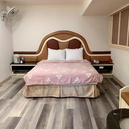 Jia Jia Hotel Йонгхе Екстериор снимка