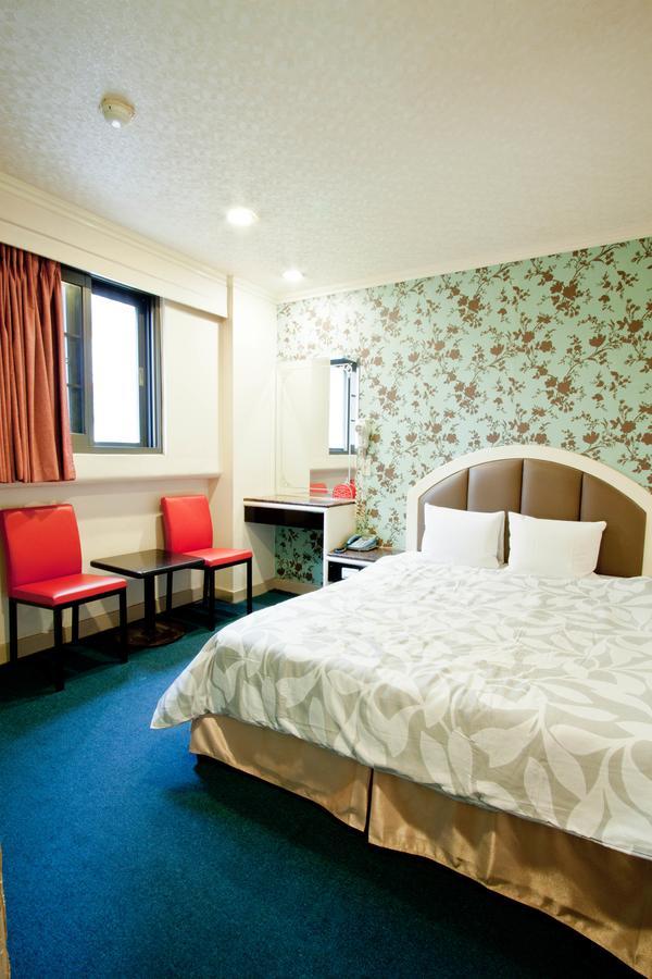 Jia Jia Hotel Йонгхе Екстериор снимка