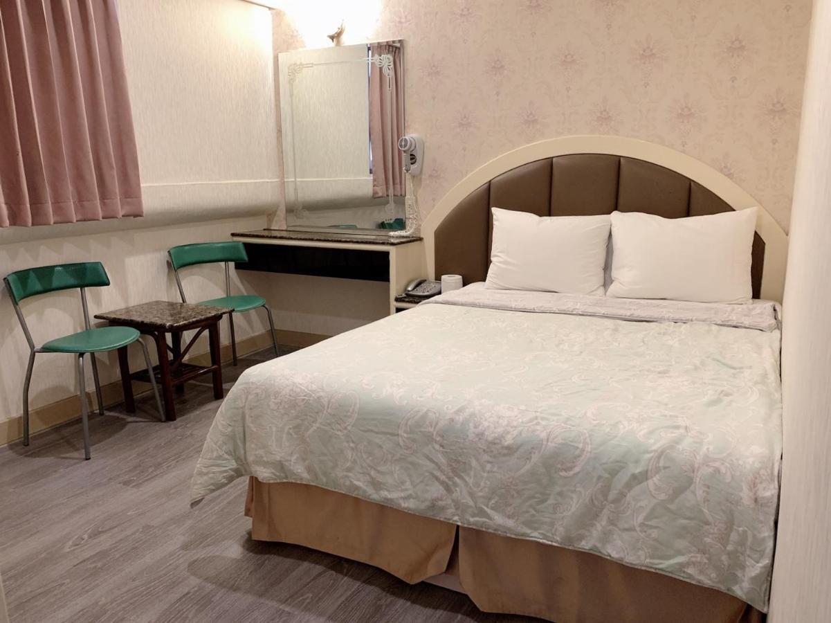 Jia Jia Hotel Йонгхе Екстериор снимка