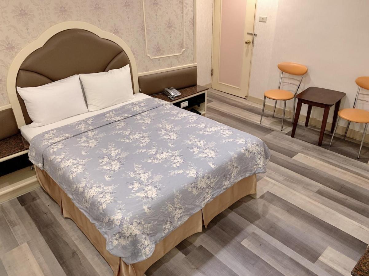 Jia Jia Hotel Йонгхе Екстериор снимка